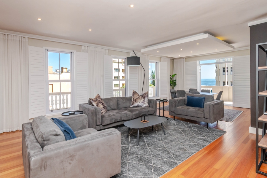 3 Bedroom Property for Sale in Sea Point Western Cape